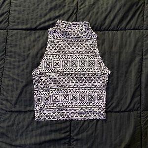 6/$25!! Body Central black and white crop top